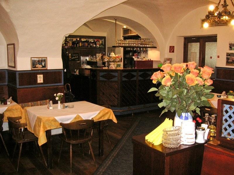 Gasthof Ludl Gross-Enzersdorf Bagian luar foto