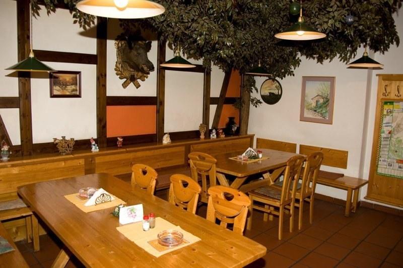 Gasthof Ludl Gross-Enzersdorf Bagian luar foto